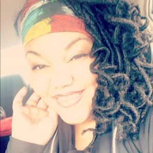 Meet your Posher, Sakiya